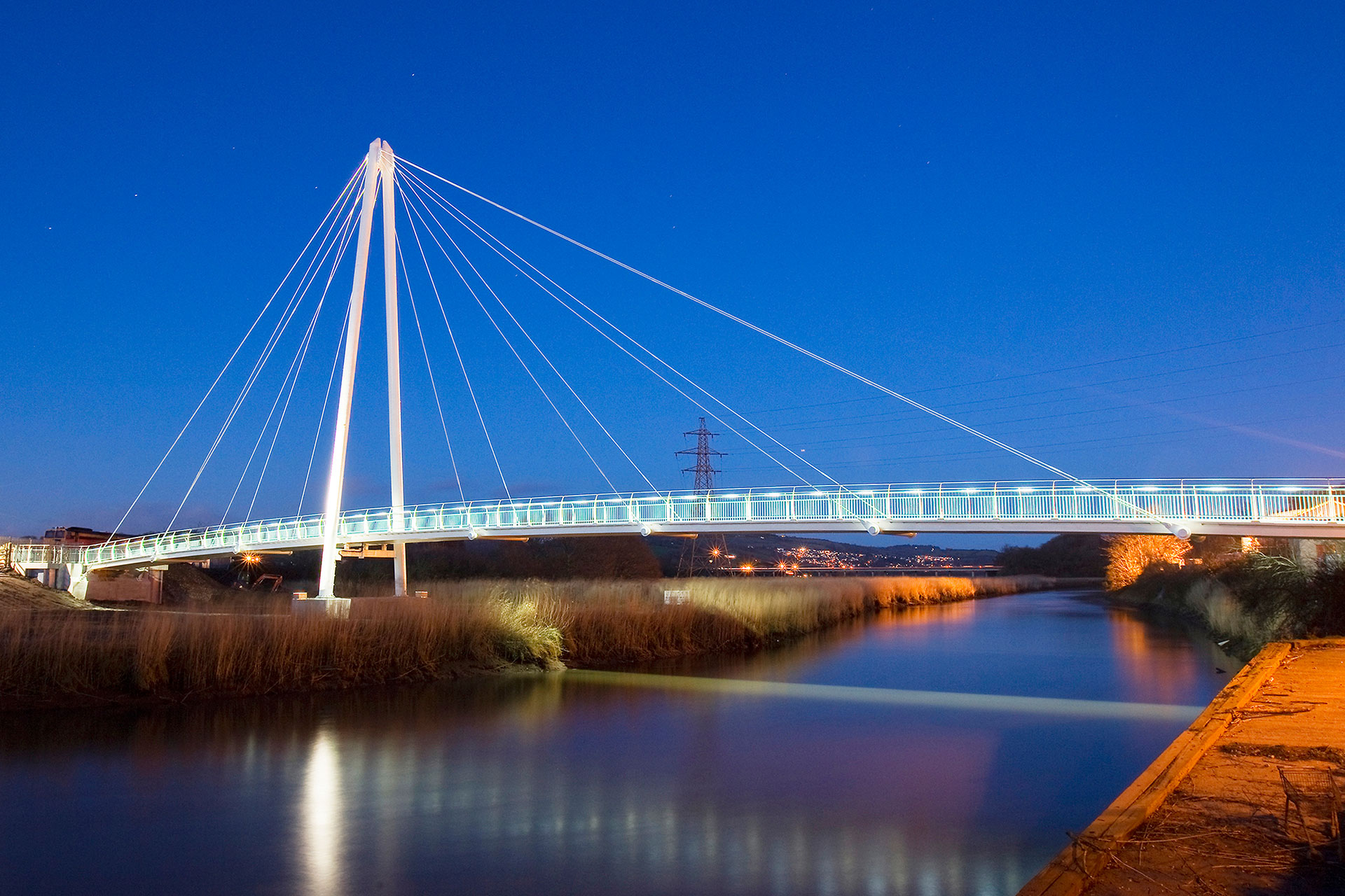 Schréder provides ecological lighting solution for Town Quay Bridge to preserve bats