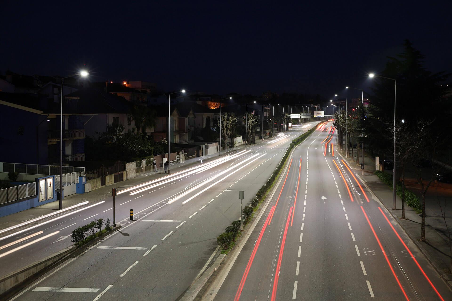 Nearly 4,000 Voltana outdoor LED luminaires light the town of Braga to improve safety and reduce energy costs